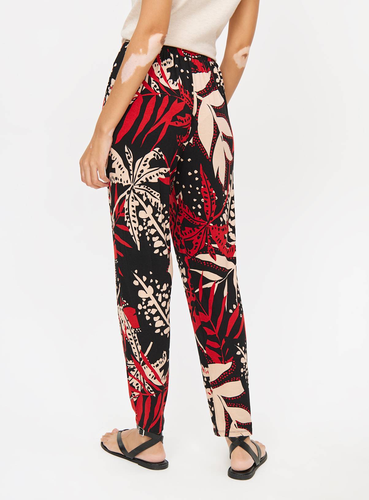 Red Abstract Tropical Print Tapered Trousers  16 - Image 4